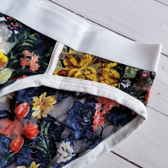 NWOT Men's Floral Sheer Pouch Briefs Panties Underwear Lingerie Sexy - Picture 8 of 10